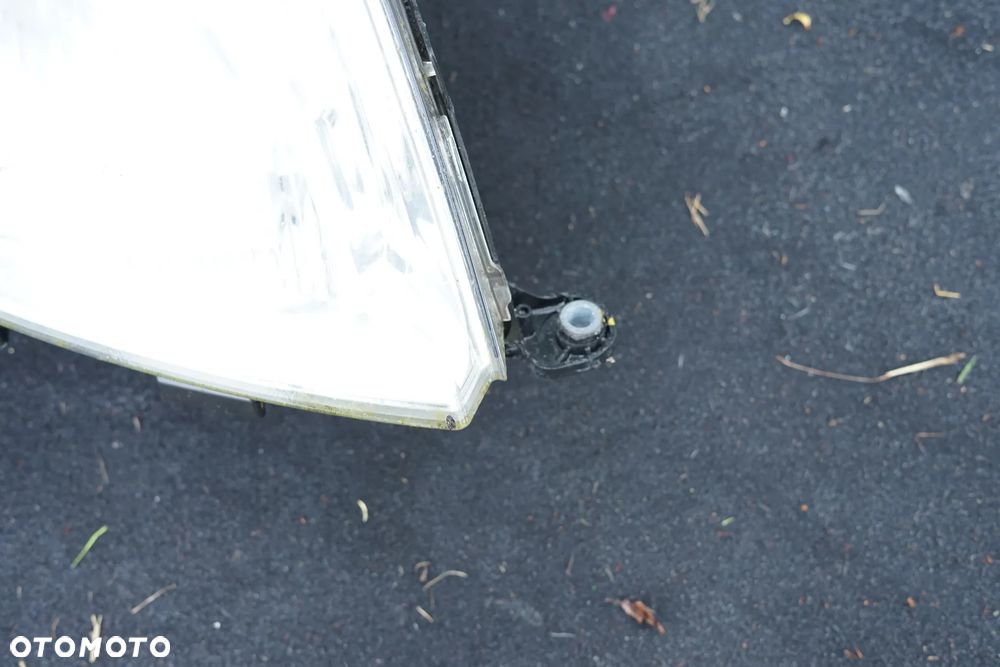 Lampa przód przednia prawa Citroen Nemo Anglik - 2