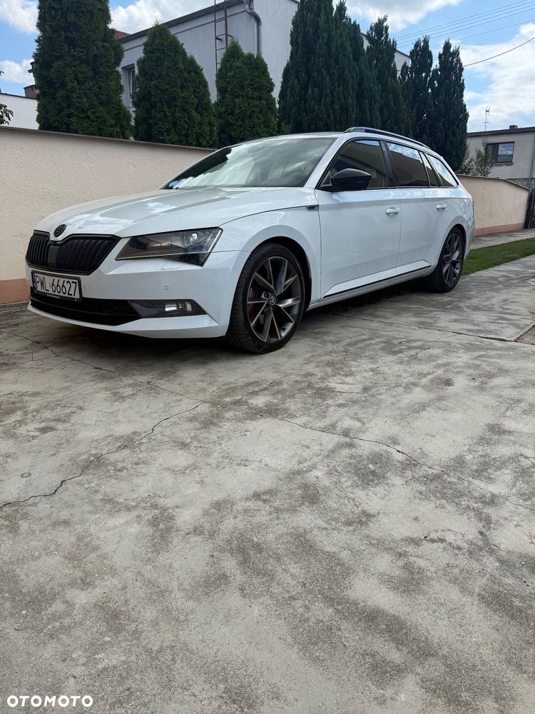 Skoda Superb 2.0 TDI Sportline DSG - 3