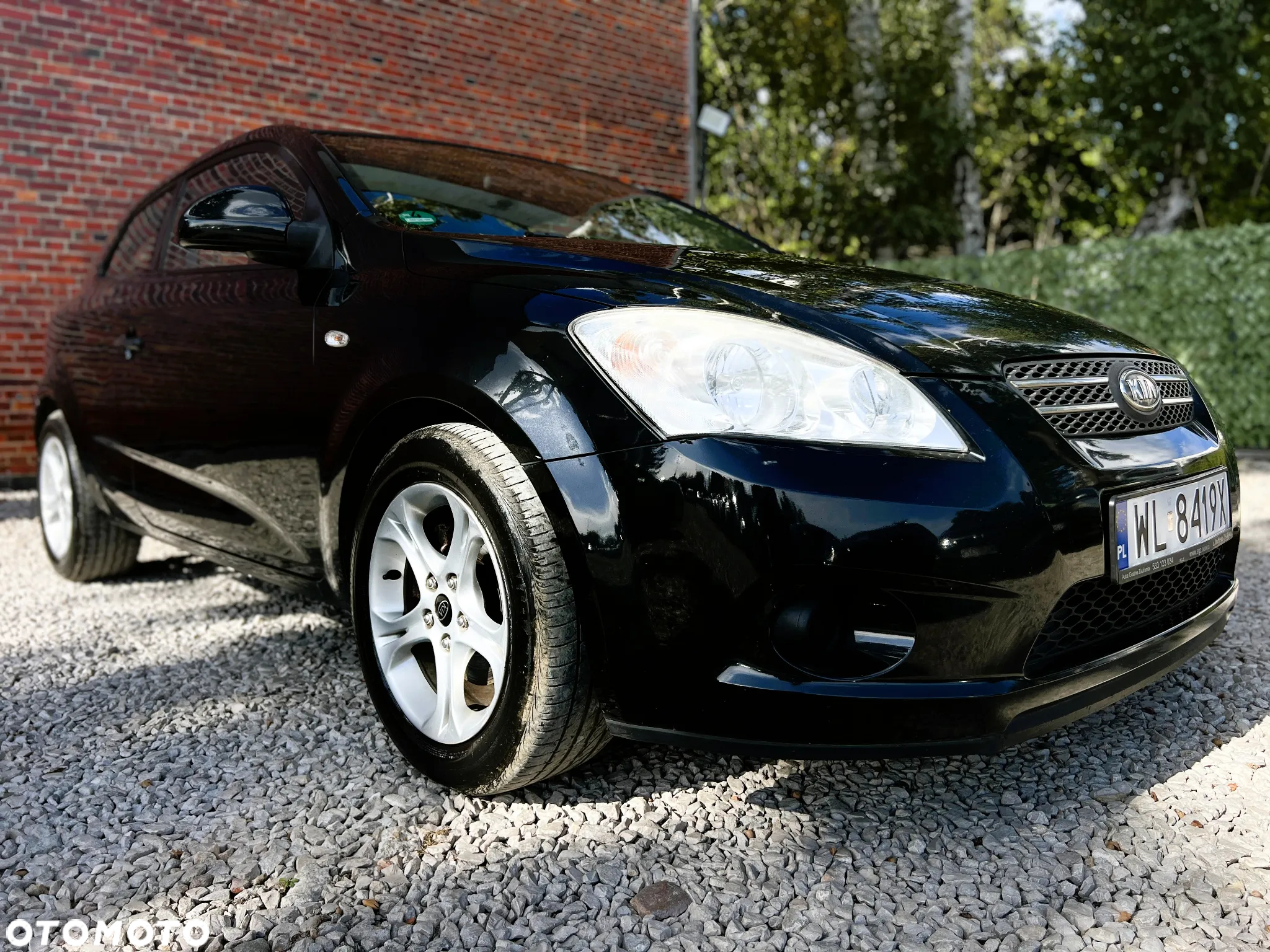 Kia Ceed - 33