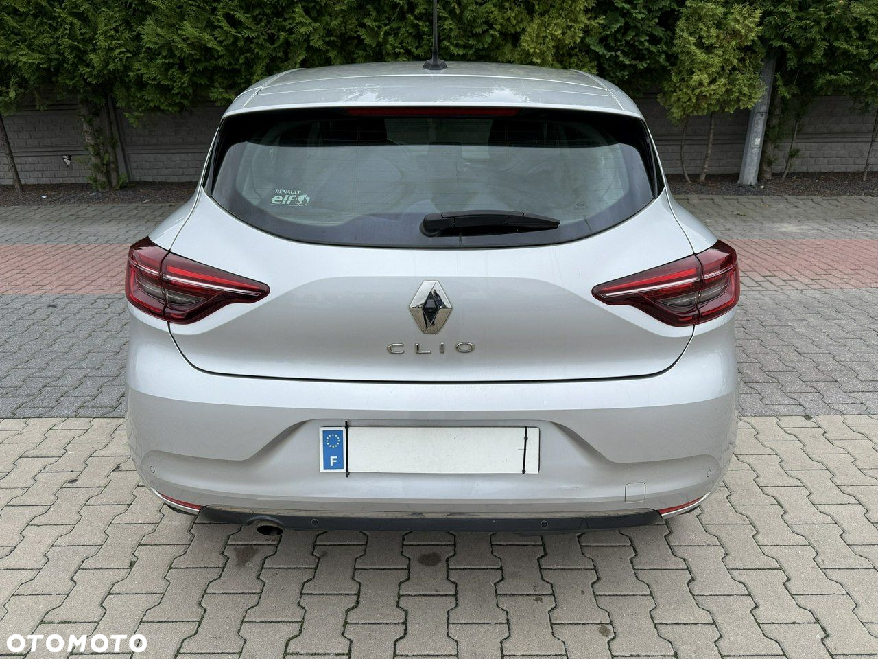 Renault Clio - 2