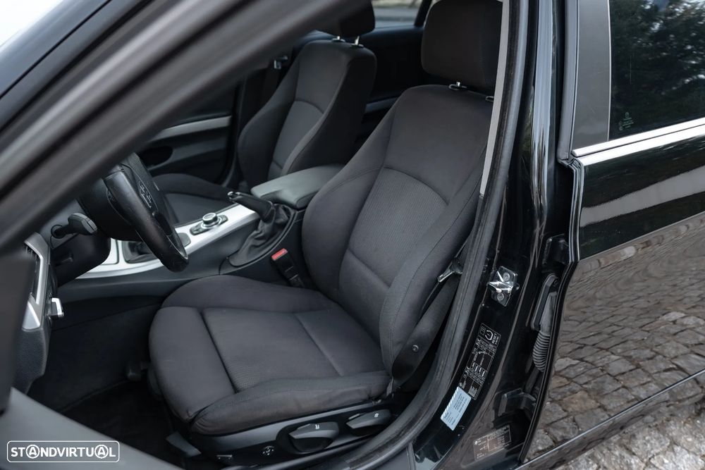 BMW 320 d M Sport Edition - 6