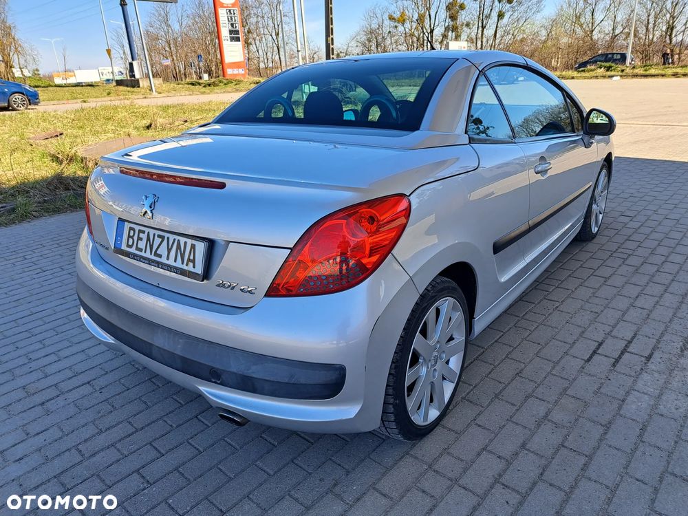 Peugeot 207 CC - 7