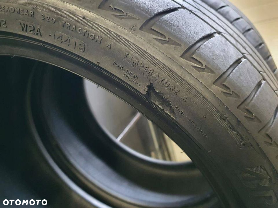 225/40R19 Bridgestone Turanza T005 para lato 5,1 - 4