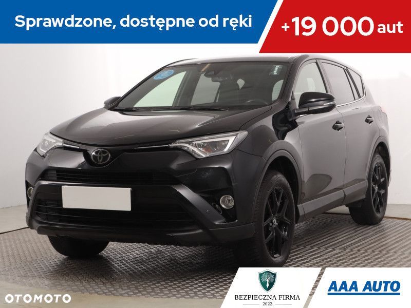 Toyota RAV4 - 1