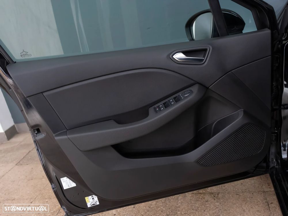 Renault Clio 1.5 Blue dCi Evolution - 14