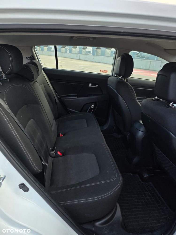 Kia Sportage 1.6 GDI S 2WD - 9