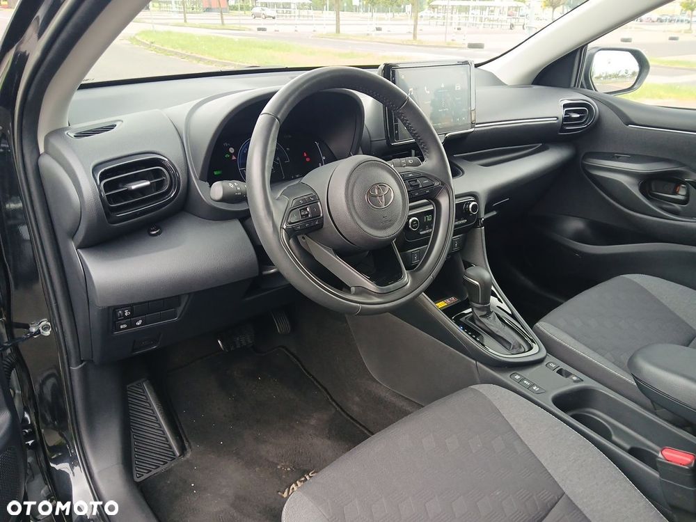 Toyota Yaris Hybrid 1.5 Style - 17