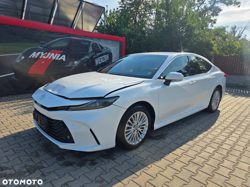 Toyota Camry 2.5 Hybrid Dynamic Force Comfort e-CVT - 1