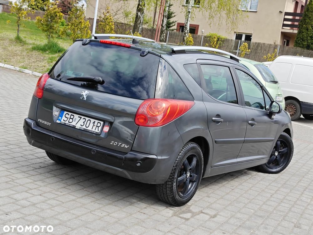 Peugeot 207 110 HDi FAP (Blue Lion) Sport - 4