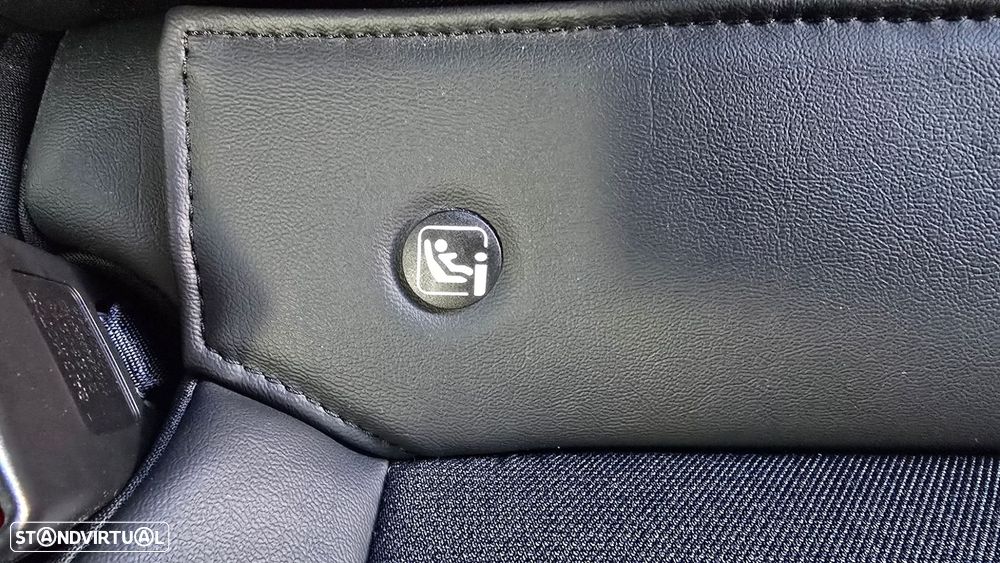 MG MG4 64 kWh Luxury - 52