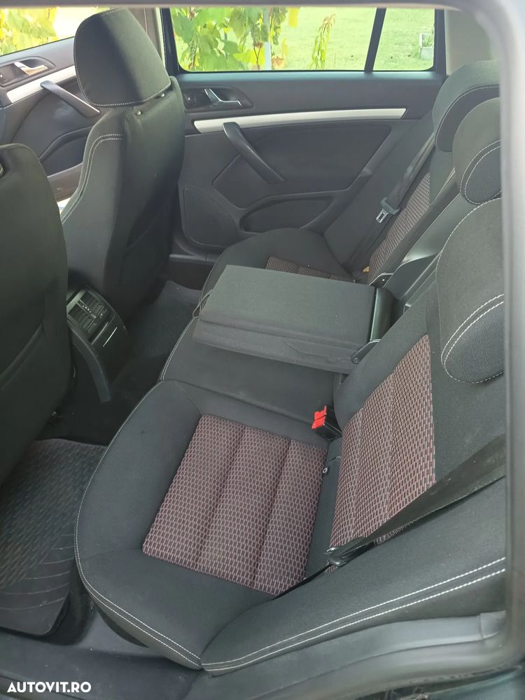 Skoda Octavia 1.6 TDI ELEGANCE - 17