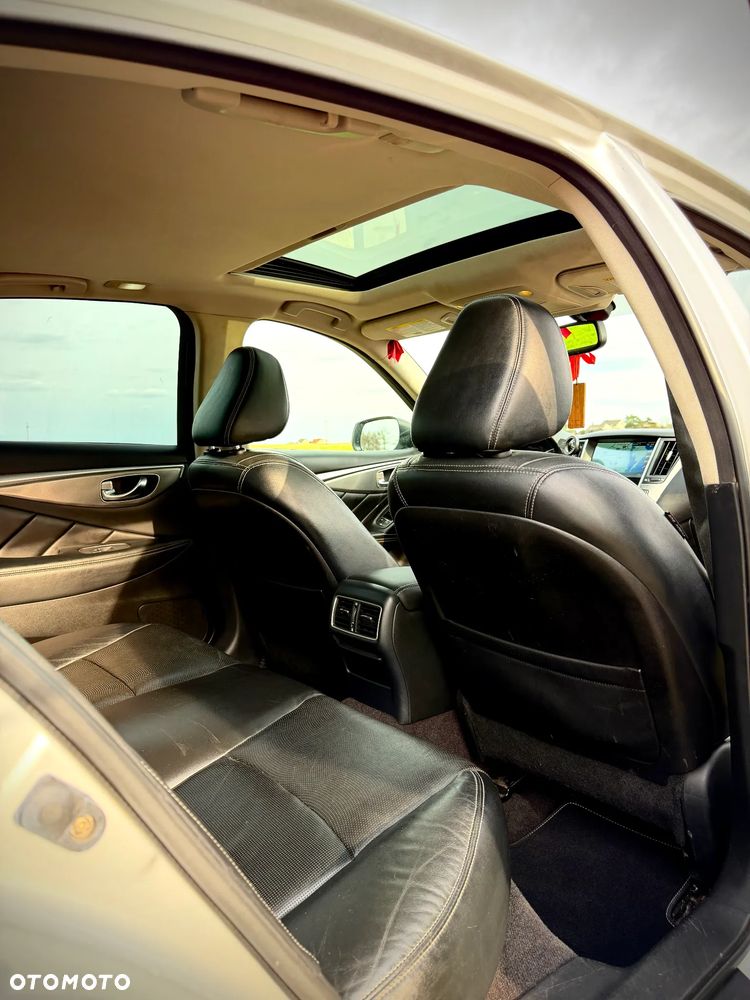 Infiniti Q50 - 11