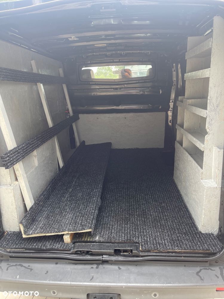 Renault Trafic - 6