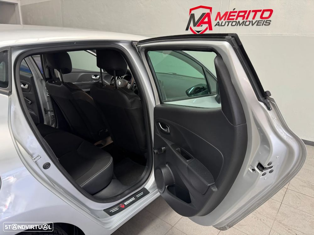 Renault Clio Energy dCi 90 Start & Stop Experience - 18