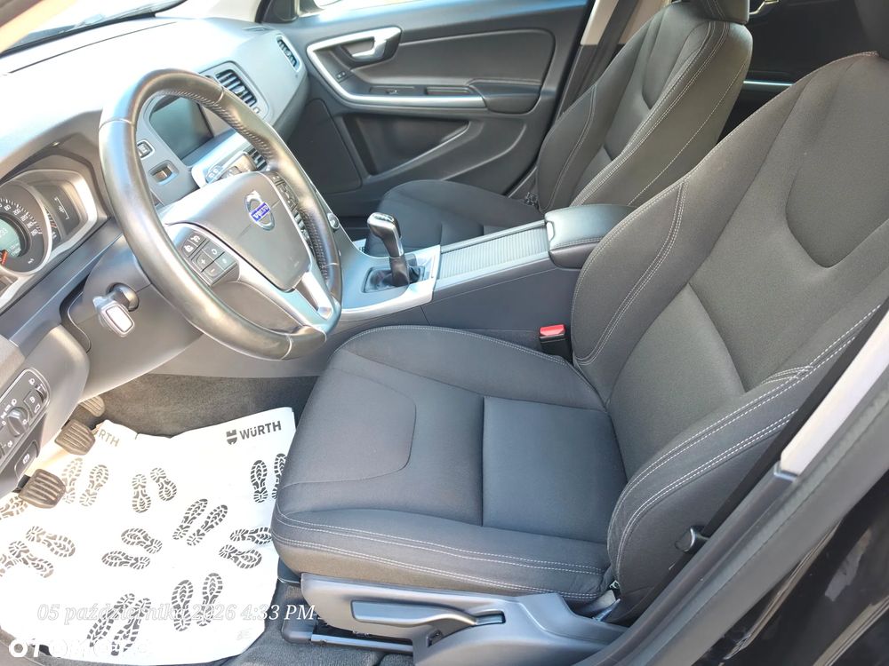 Volvo V60 D2 Drive-E Dynamic Edition (Momentum) - 18
