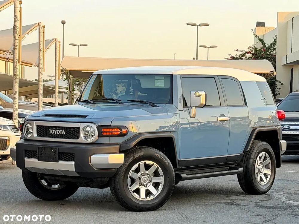 Toyota FJ - 1