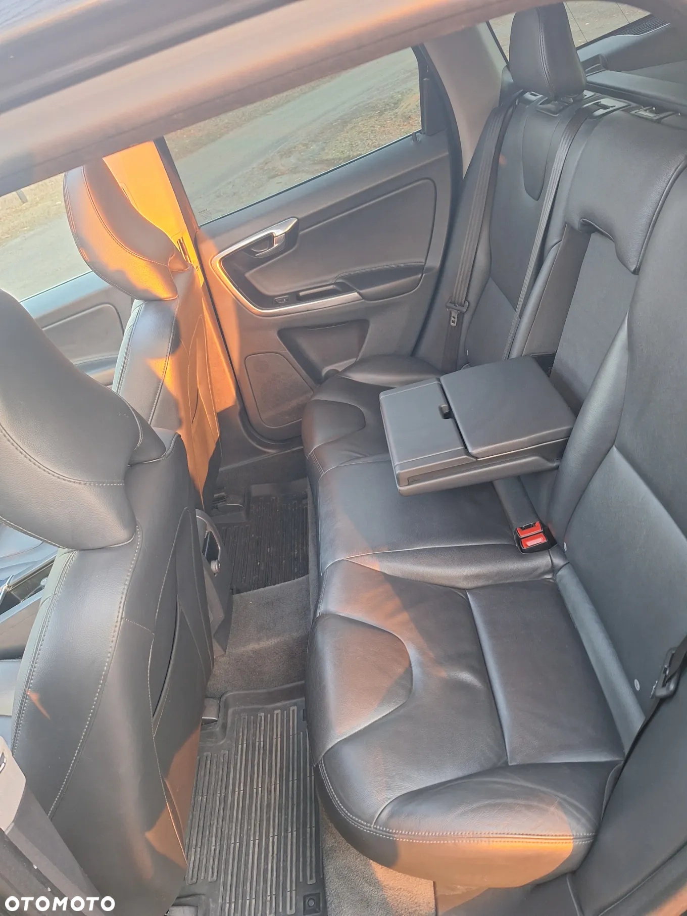 Volvo XC 60 T6 AWD Summum - 8