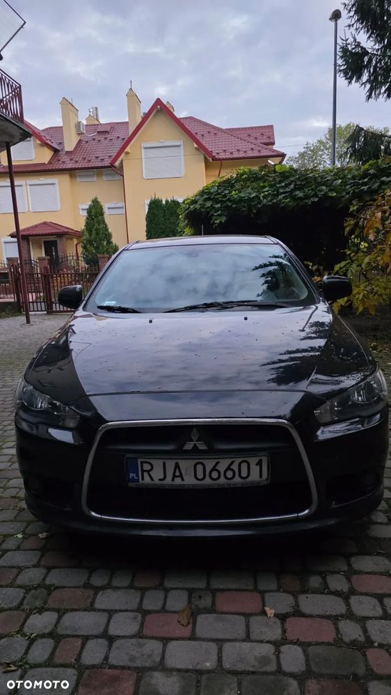 Mitsubishi Lancer 1.8 Invite - 2