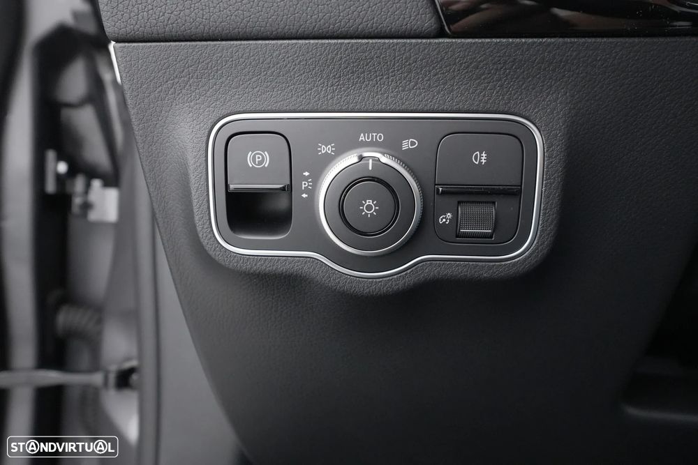 Mercedes-Benz B 180 d Progressive Aut. - 23