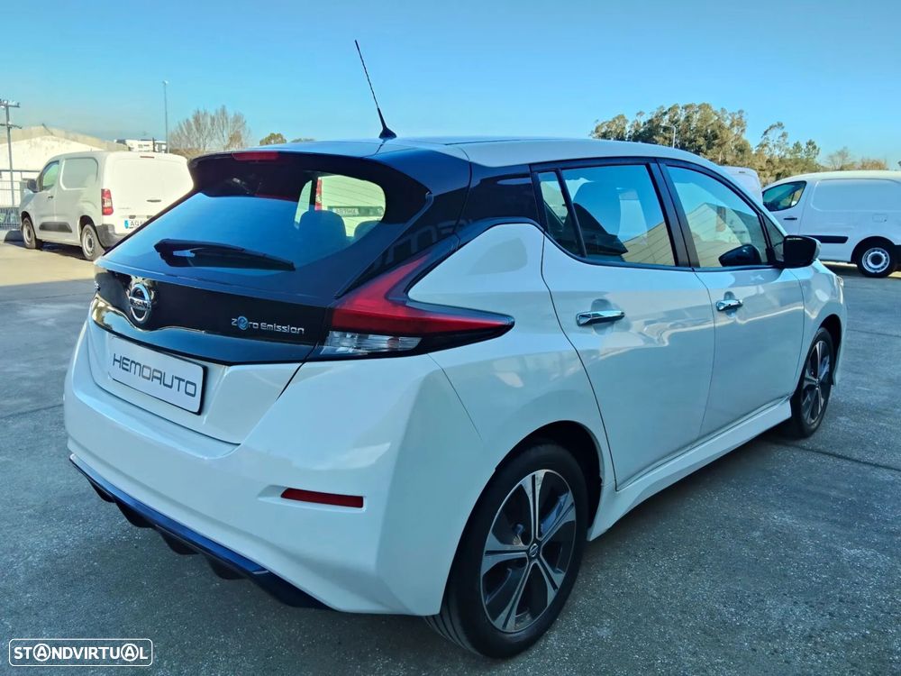 Nissan Leaf - 7