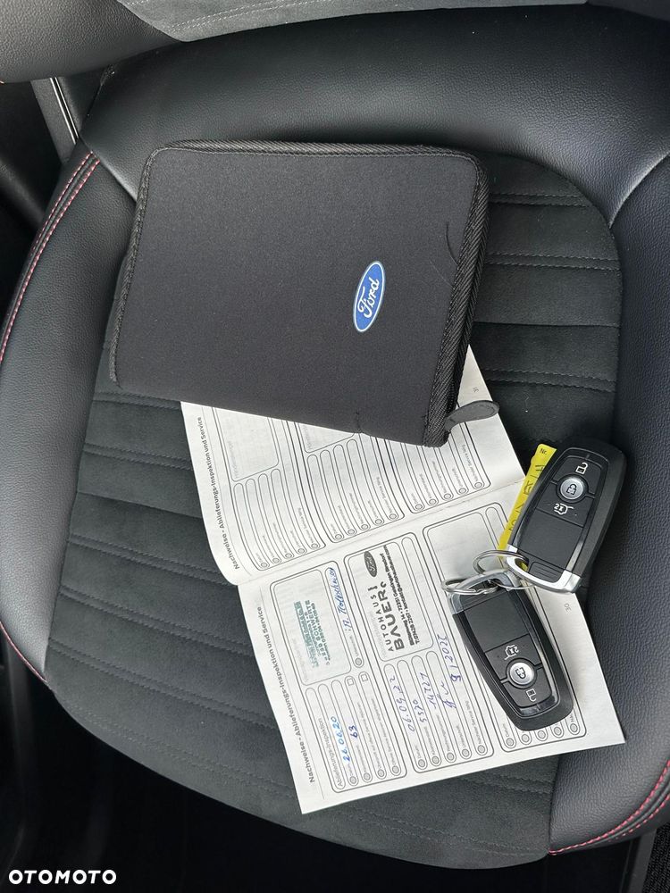 Ford Kuga 1.5 EcoBoost FWD ST-Line - 23