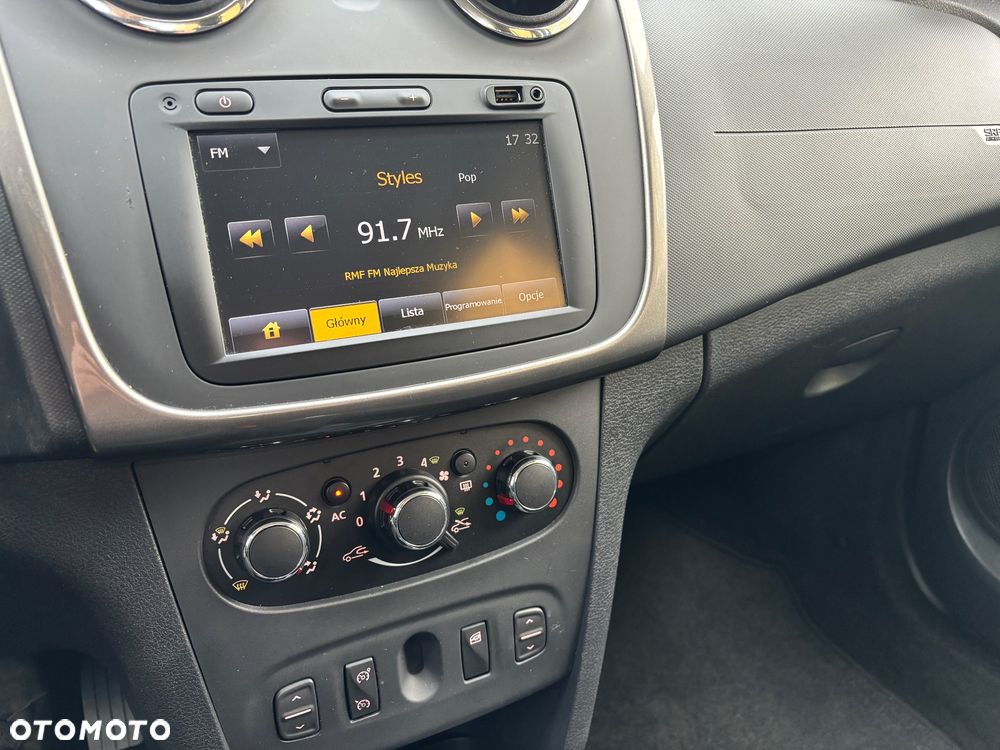 Dacia Sandero TCe 90 Celebration - 10