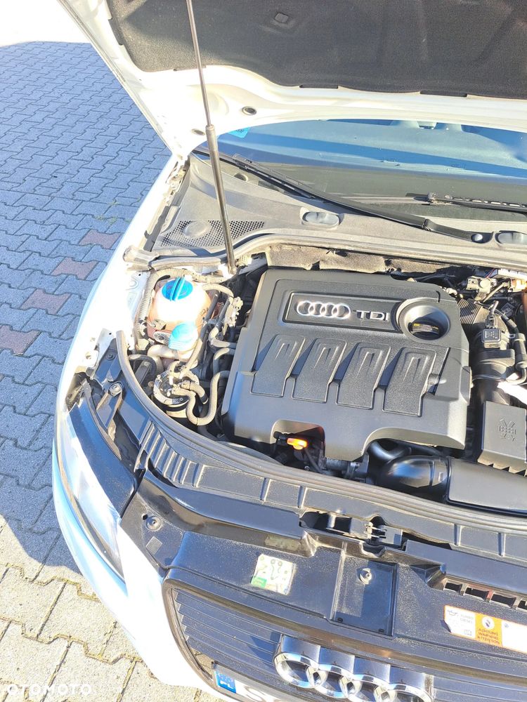 Audi A3 Sportback 1.6 TDI DPF Ambition - 28
