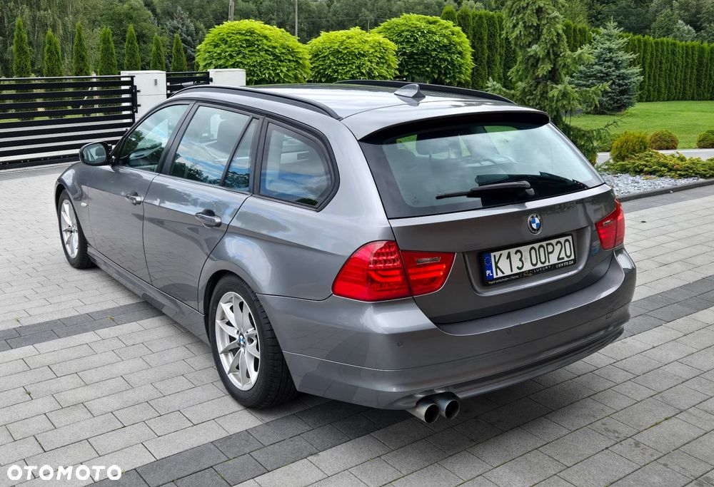 BMW Seria 3 320d xDrive DPF Edition Fleet Sport - 6