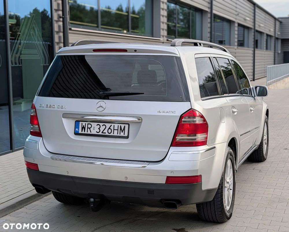 Mercedes-Benz GL 320 CDI 4Matic 7G-TRONIC - 3