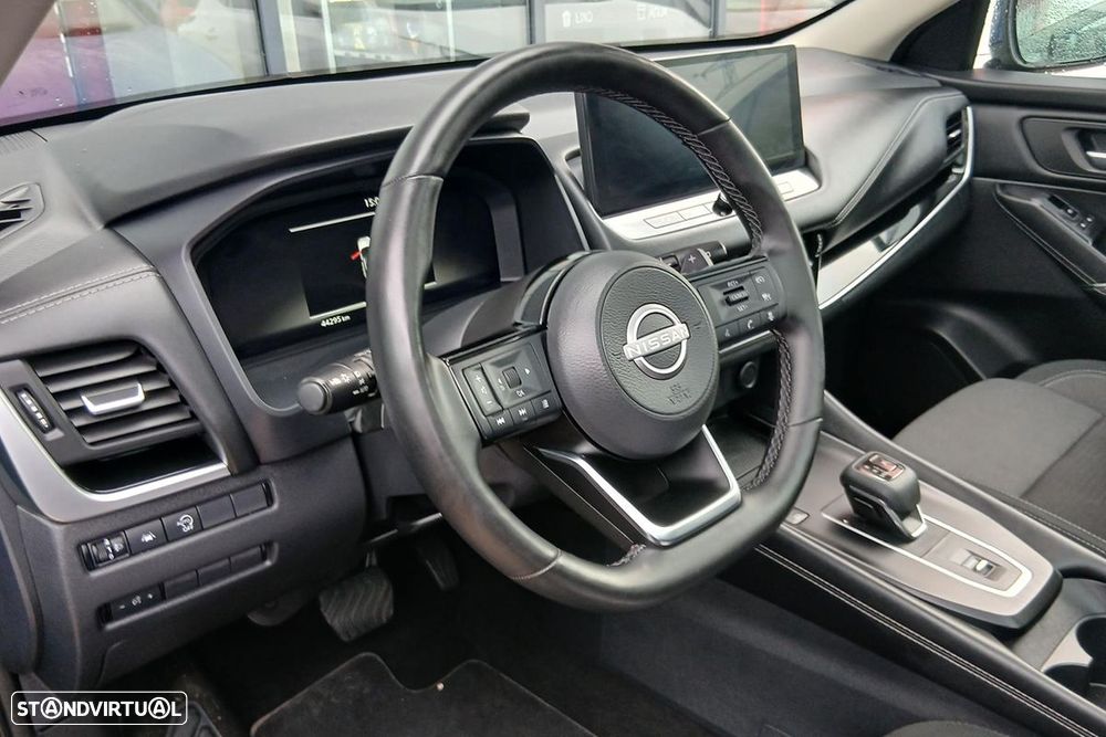 Nissan Qashqai 1.3 DIG-T N-Connecta LED Xtronic - 6