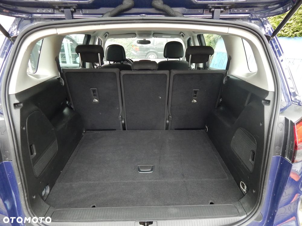 Opel Zafira - 11