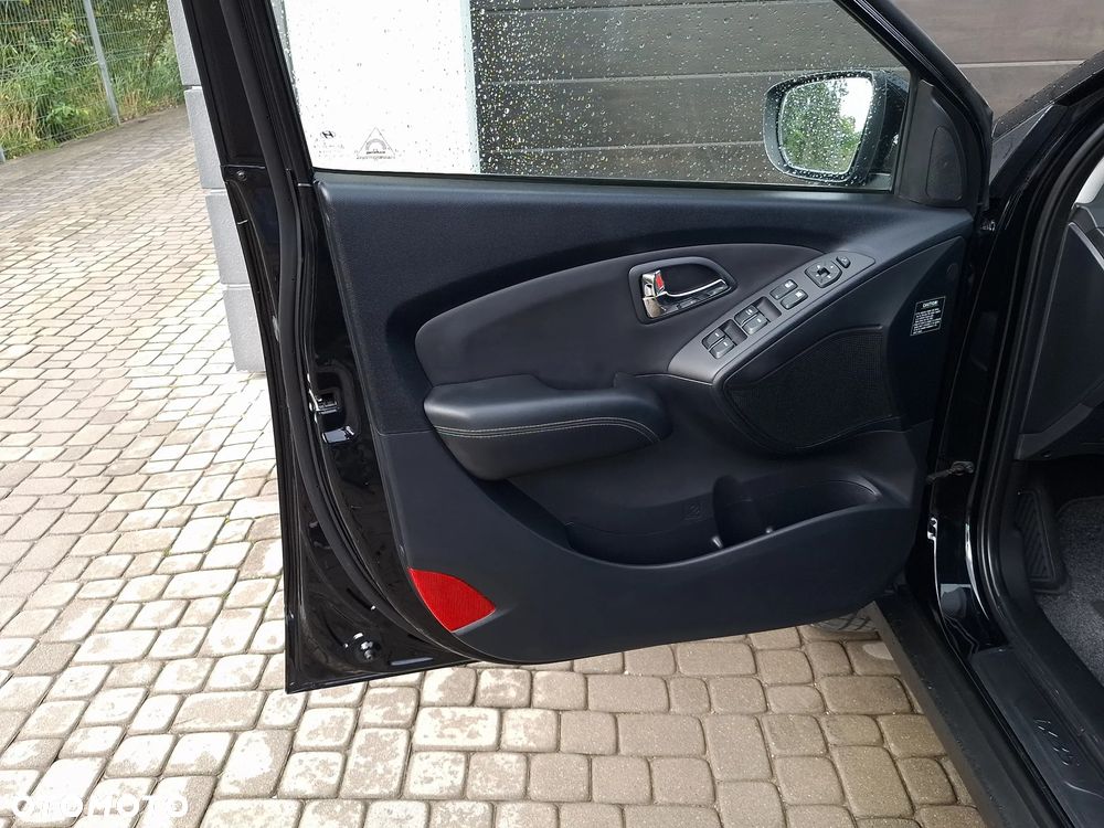 Hyundai ix35 2.0 CRDi 4WD Automatik Premium - 11