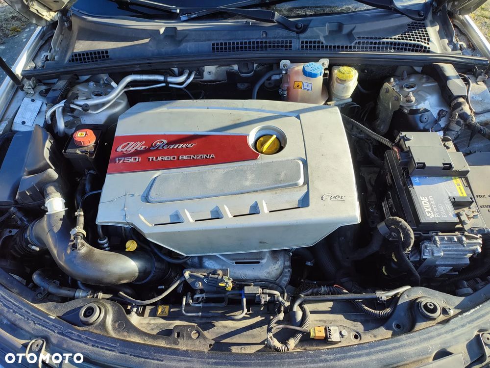 Alfa Romeo 159 1750TBi Sport - 15
