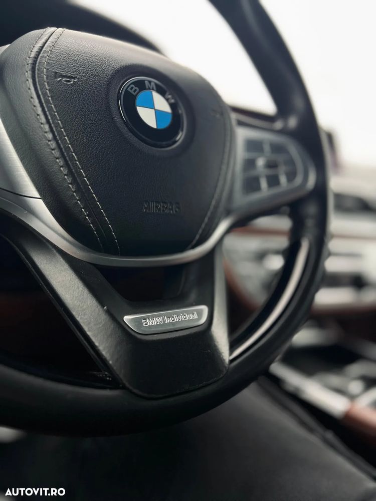 BMW Seria 7 745Le - 15