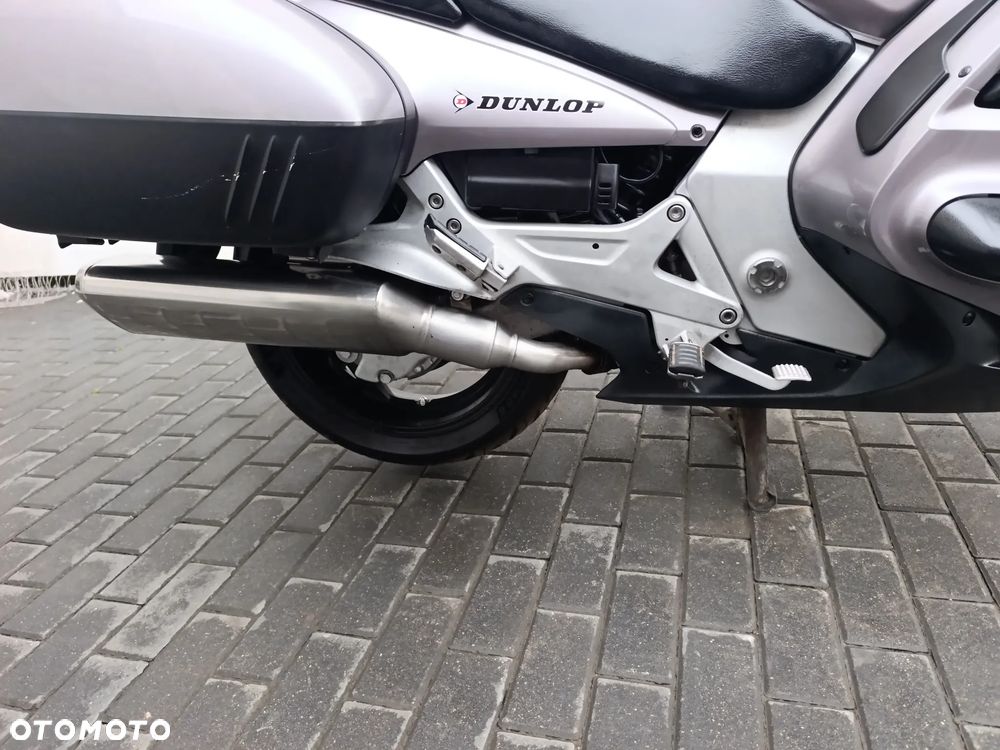 Honda ST - 27