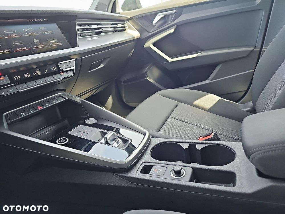 Audi A3 Sportback 35 TFSI mHEV Advanced S tronic - 19