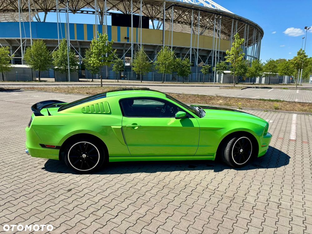Ford Mustang 3.7 V6 Premium - 16