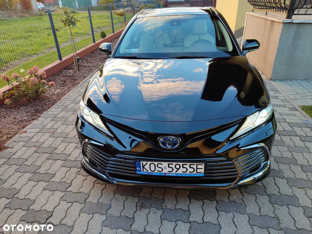 Toyota Camry 2.5 Hybrid Executive CVT - 2