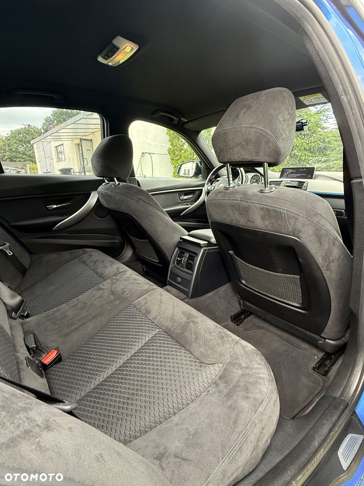 BMW Seria 3 328i xDrive - 10