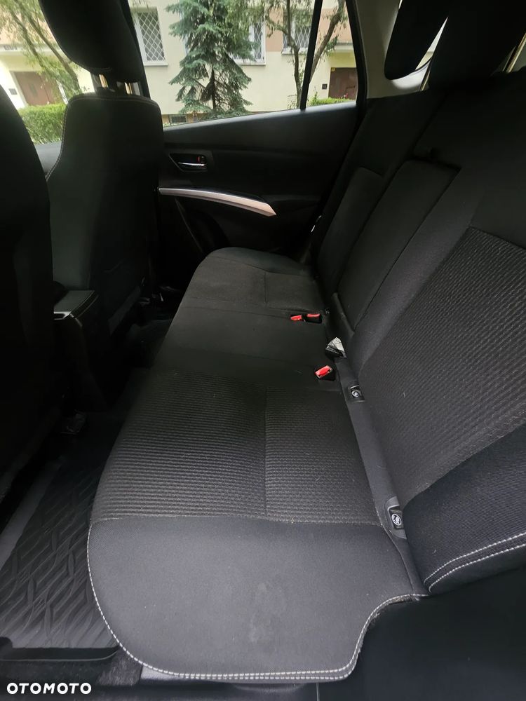 Suzuki SX4 S-Cross 1.4 T Premium - 9