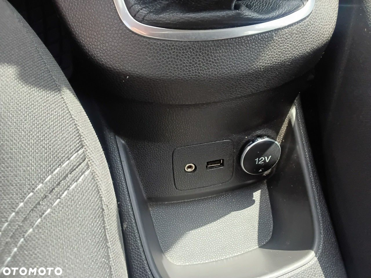 Ford Fiesta - 24