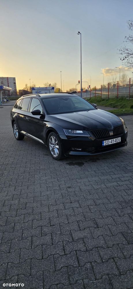 Skoda Superb 2.0 TDI DSG Style - 6