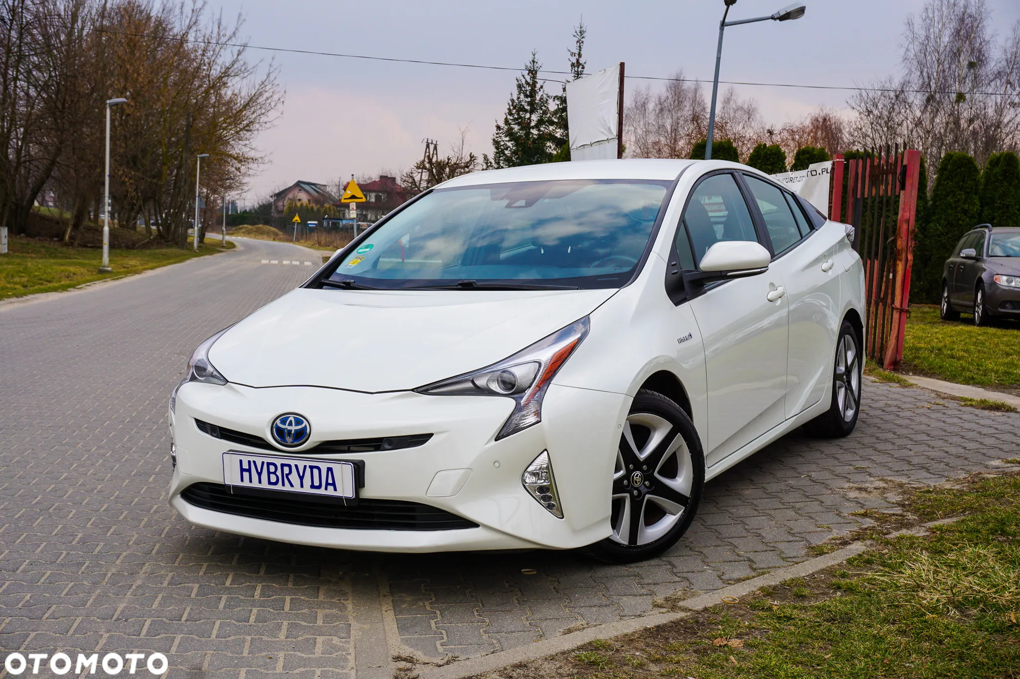 Toyota Prius 1.8 Hybrid Executive - 17