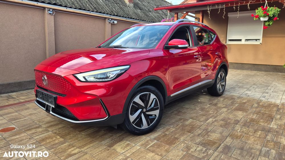 MG Zs Ev 2022 photo 2