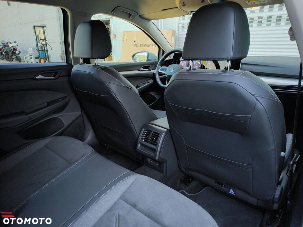 Volkswagen Golf 1.5 eTSI mHEV Life DSG - 24