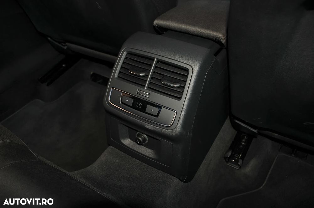Audi A4 Limuzina 40 TFSI MHEV S tronic S Line - 16