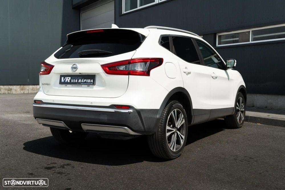 Nissan Qashqai 1.5 dCi N-Connecta J18 - 5