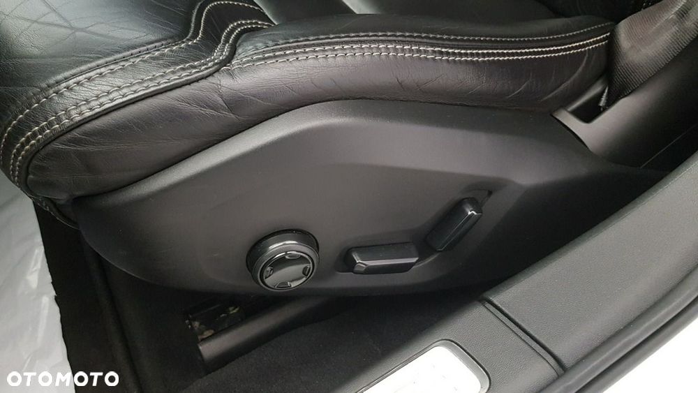 Volvo V90 - 25