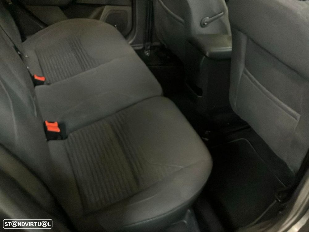 Ford Focus 1.0 EcoBoost Titanium - 17