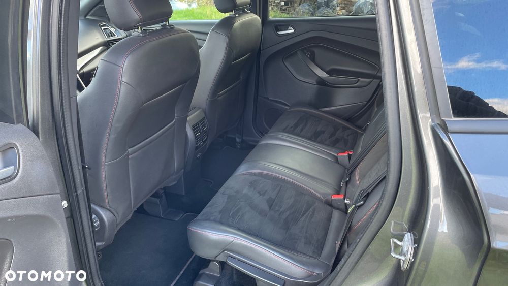 Ford Kuga - 6